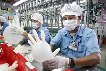 Rubber glove industry faces demand shift